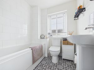 Family Bathroom- click for photo gallery